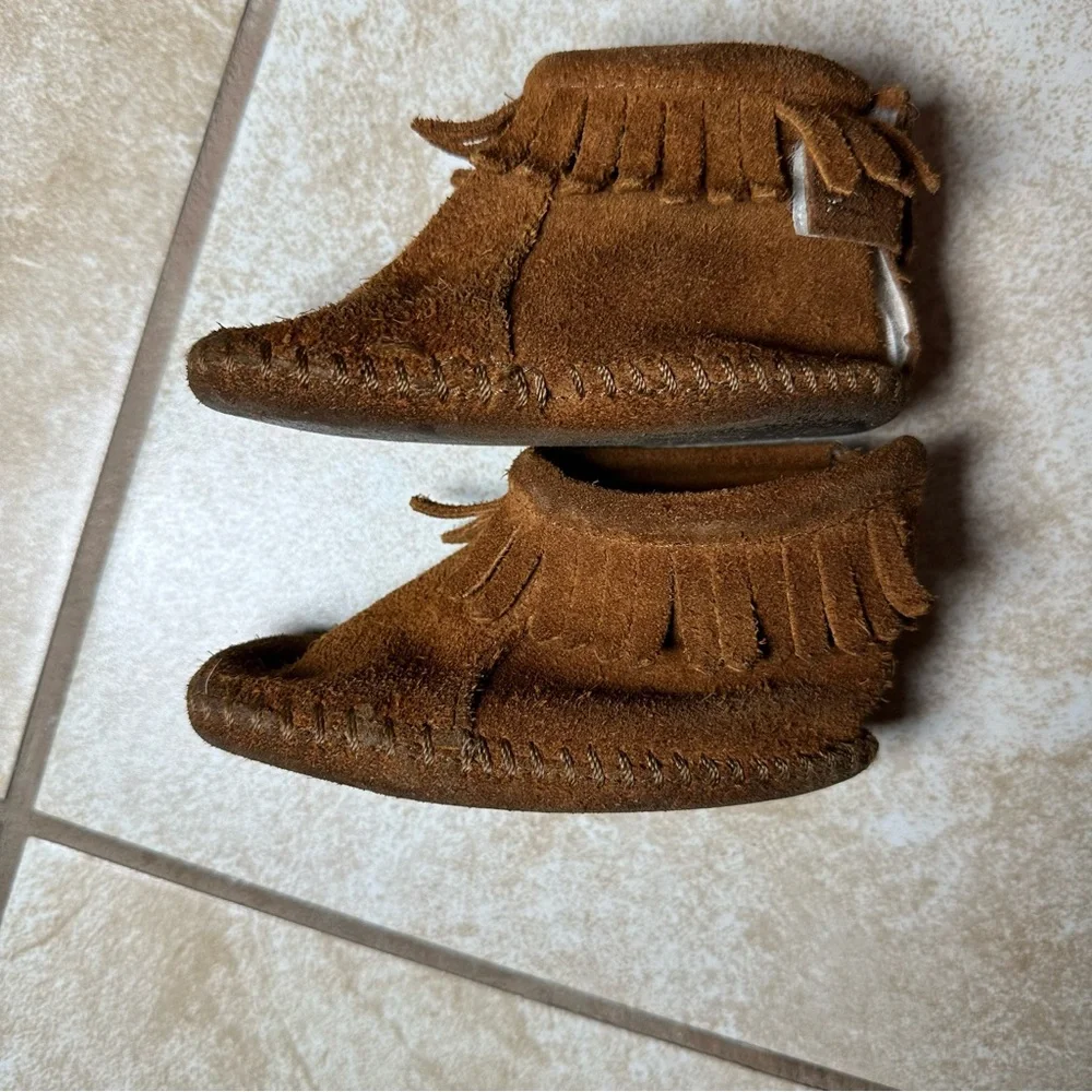 Minnetonka Baby Brown Booties